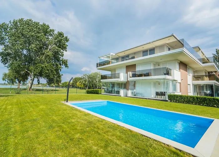 Myflat Luxy Lägenhet Siófok